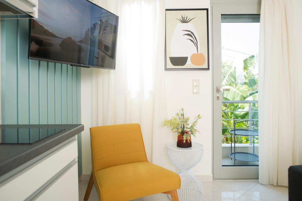 Spectacular Apartment Near Dance Hall/Center Kalamata Exterior photo