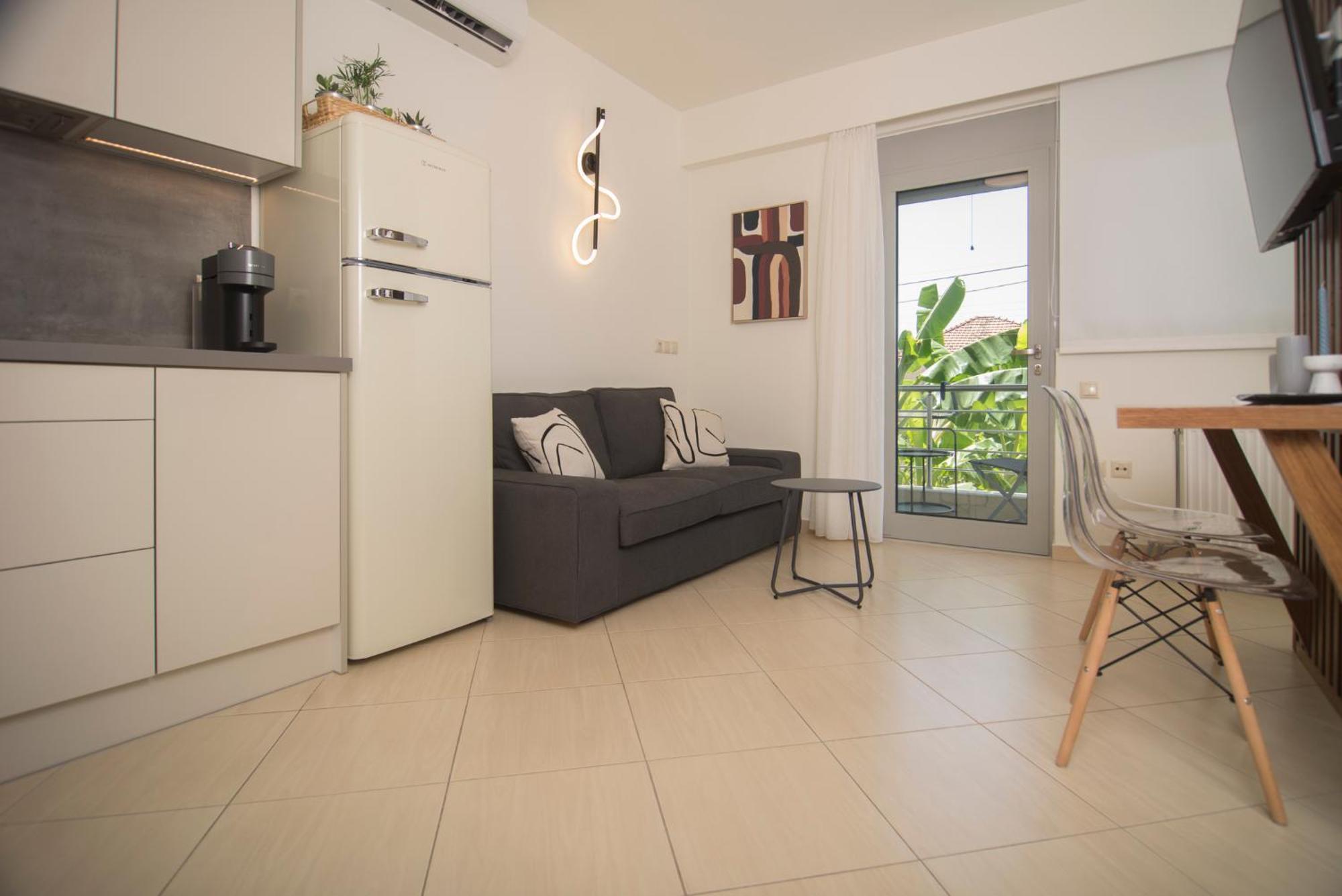 Spectacular Apartment Near Dance Hall/Center Kalamata Exterior photo